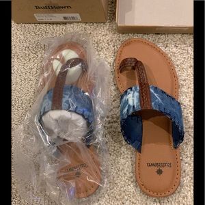 Slipper. NEW. Never worn